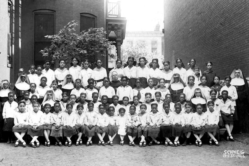 web-st-rita-school-1919-schweig-for-oblate-sisters-of-providence