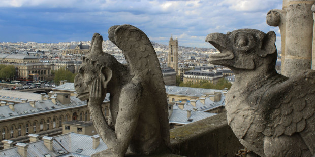 web-gargoyle-notre-dame-paris-france-andy-hay-cc