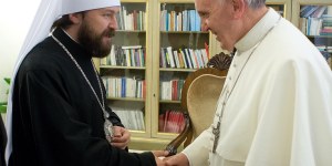 Francis meets Russian Orthodox official in Hungary: A bridge?