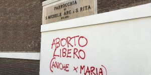The internet loves this Italian priest&#8217;s response to pro-abortion, anti-Mary graffiti