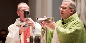 Can priests wear green vestments on St. Patrick&#8217;s Day?