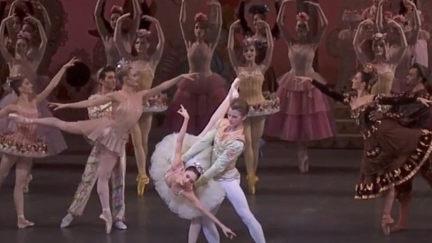 NUTCRACKER,BALLET