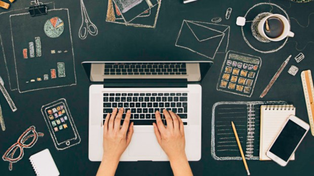 DESK,COMPUTER,HANDS,ILLUSTRATION