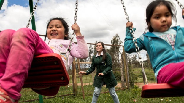 CHILIAN YOUTH SWINGING