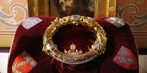 CROWN OF THORNS