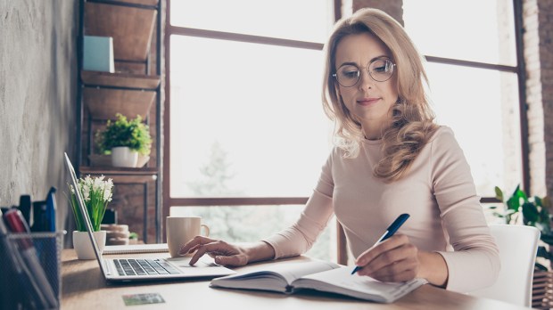 BEAUTIFUL WOMAN WORKING