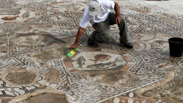 LOD MOSAIC
