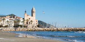 A church by the seaside: Sitges’ St. Thecla