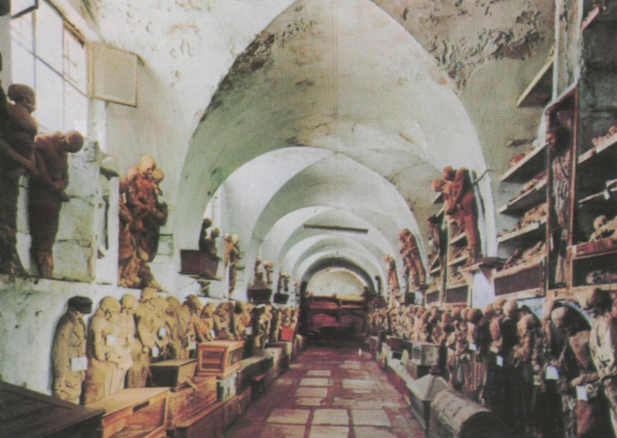 CATACOMBS PALERMO