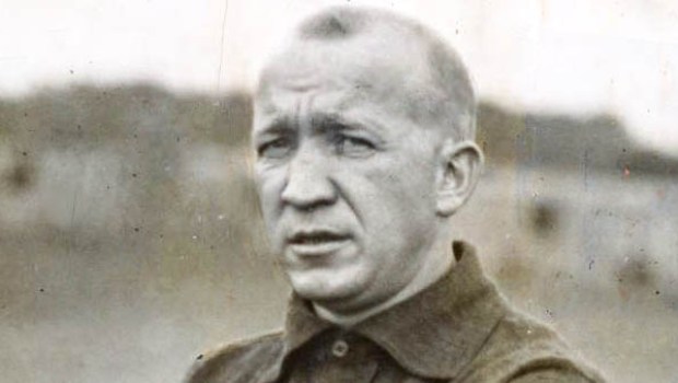 KNUTE ROCKNE