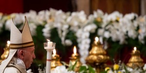 If you&#8217;re seeking hope, read the pope&#8217;s moving Easter Vigil homily