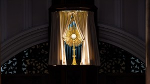 EUCHARIST,ADORATION,DOMINICAN SISTERS