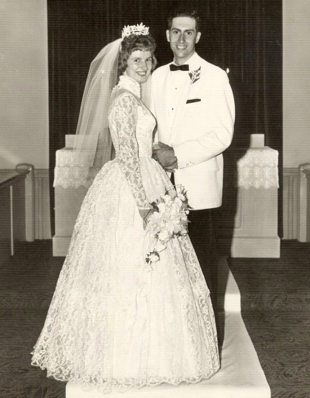 VINTAGE WEDDING