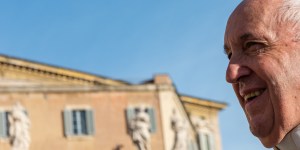 Actors from &#8216;Bernadette&#8217; musical perform theme song for pope