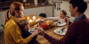 How to make dinnertime with your family more meaningful