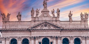 What is a &#8220;major&#8221; basilica?