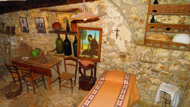 PADRE PIO FIRST HOME