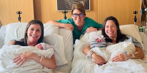 Twin sisters deliver babies 35 minutes apart