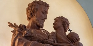 Pope&#8217;s prayer to St. Joseph for our relationships