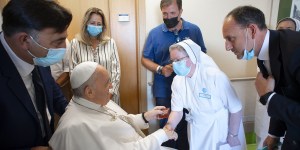 &#8216;I need your hand&#8217;: Pope says health care workers are heroes