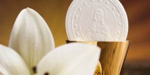 12 Quotes from the Church Fathers on the Eucharist