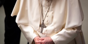 Terminally ill girl gets to meet the Pope after all