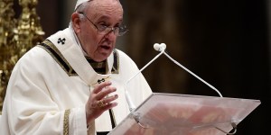 Pope asks us to offer sufferings and difficulties for Christian unity