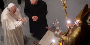 Pope: On Ash Wednesday, fast for peace in Ukraine