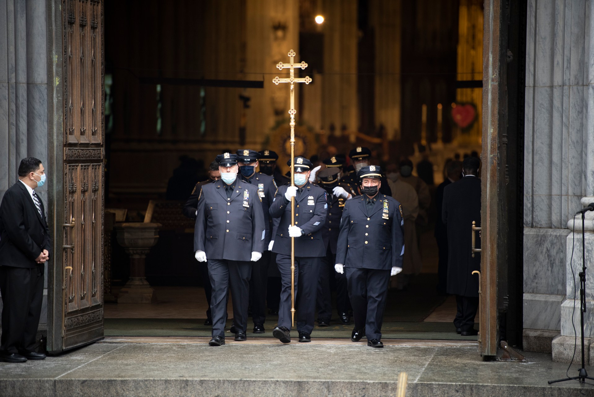 WILLIAM-MORA-FUNERAL