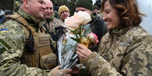 Marriage on the frontline: Couple says &#8220;I do&#8221; while preparing for battle in Ukraine