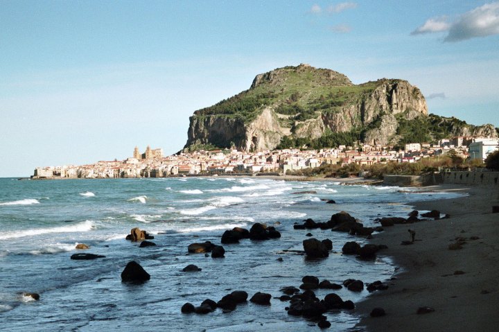 cefalu sicily