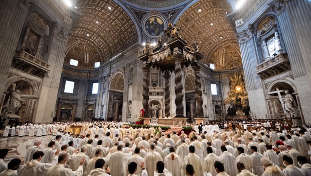 POPE-FRANCIS-CHRISM-MASS