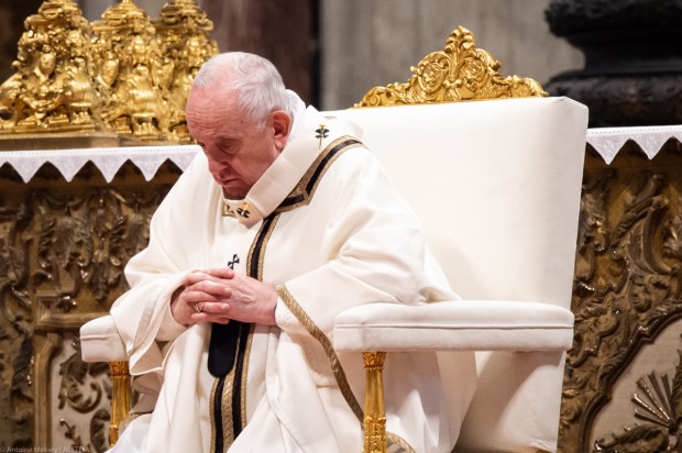 POPE-FRANCIS-CHRISM-MASS