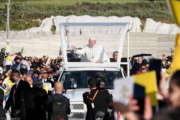 POPE-FRANCIS-MALTA-Basilica-of-the-National-Shrine