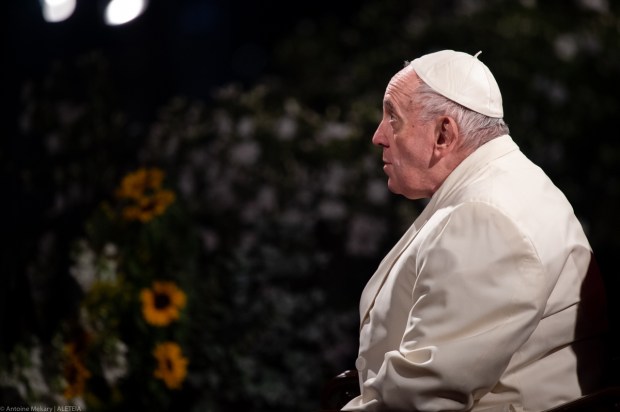 POPE-FRANCIS-VIA-CRUCIS-COLOSSEUM-Antoine-Mekary-ALETEIA