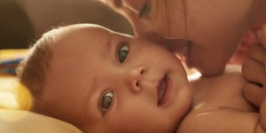 What the smell of a newborn does to a new mom