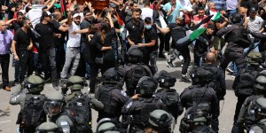 Church leaders deplore use of force by Israeli police during burial of Christian journalist