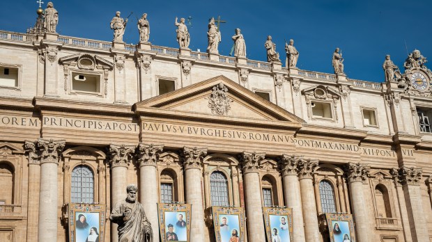 Saint-Peters-Basilica-CANONISATION-May-14-2022