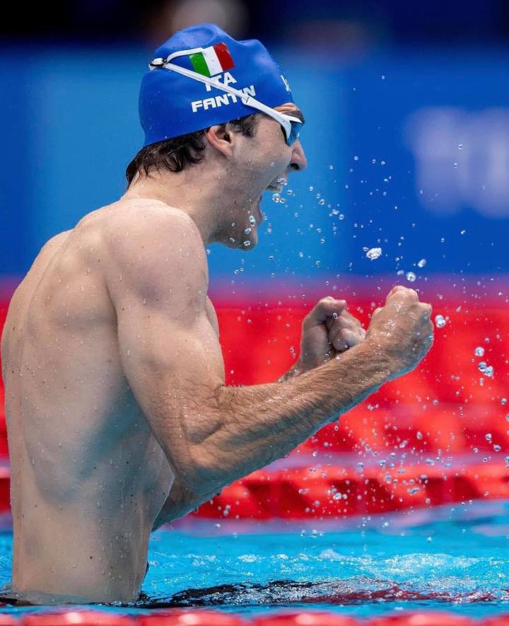 campione nuoto paralimpico