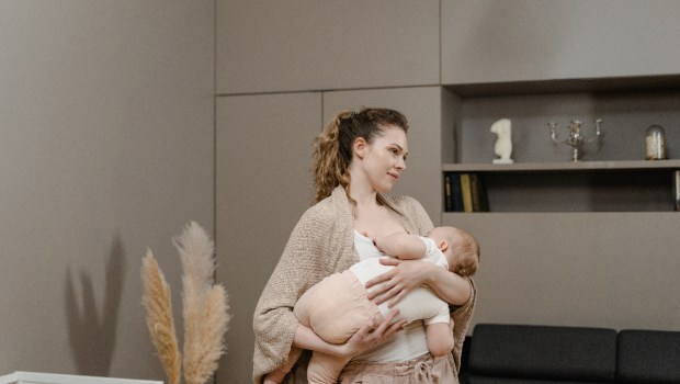 mom, baby, nursing