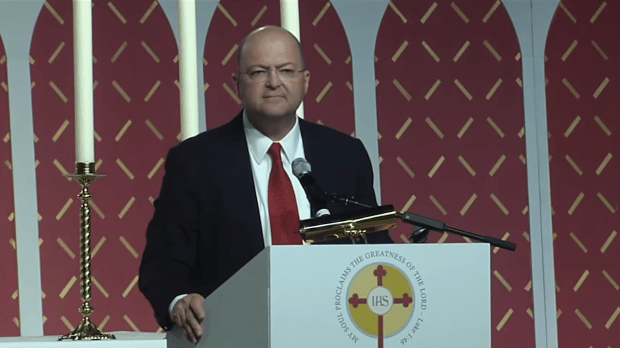 WEB3-FORMER-SWISS-GUARD-MARIO-ENZLER-YOUTUBE-KHOU11-FAIRUSE.png