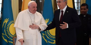 Pope calls on traditional Kazakh musical instrument to speak of mission of peace