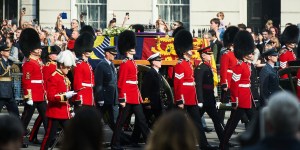 The biblical meaning behind the Queen&#8217;s 2:22 p.m. procession