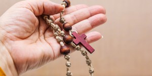 3 Promises of the Divine Mercy Chaplet