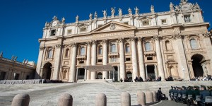 Vietnam and the Holy See continue developing their relations