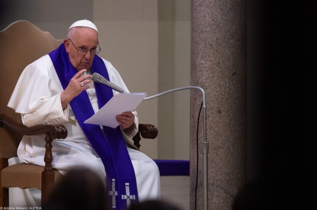 Pope-Francis-presides-over-a-Penitential-Celebration-opening-the-24-Hours-for-the-lord