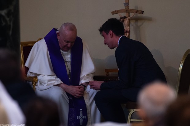 Pope-Francis-presides-over-a-Penitential-Celebration-opening-the-24-Hours-for-the-lord
