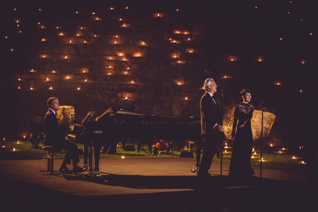 NOT FOR REUSE: Andrea Bocelli sings with Michael W. Smith