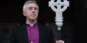 King Charles&#8217; coronation cross bears relics of the True Cross