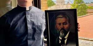 Did a saint come to hear my grandfather&#8217;s last confession?